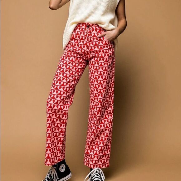 NWT Pink / Red Hearts Printed Jeans - Picture 1 of 2